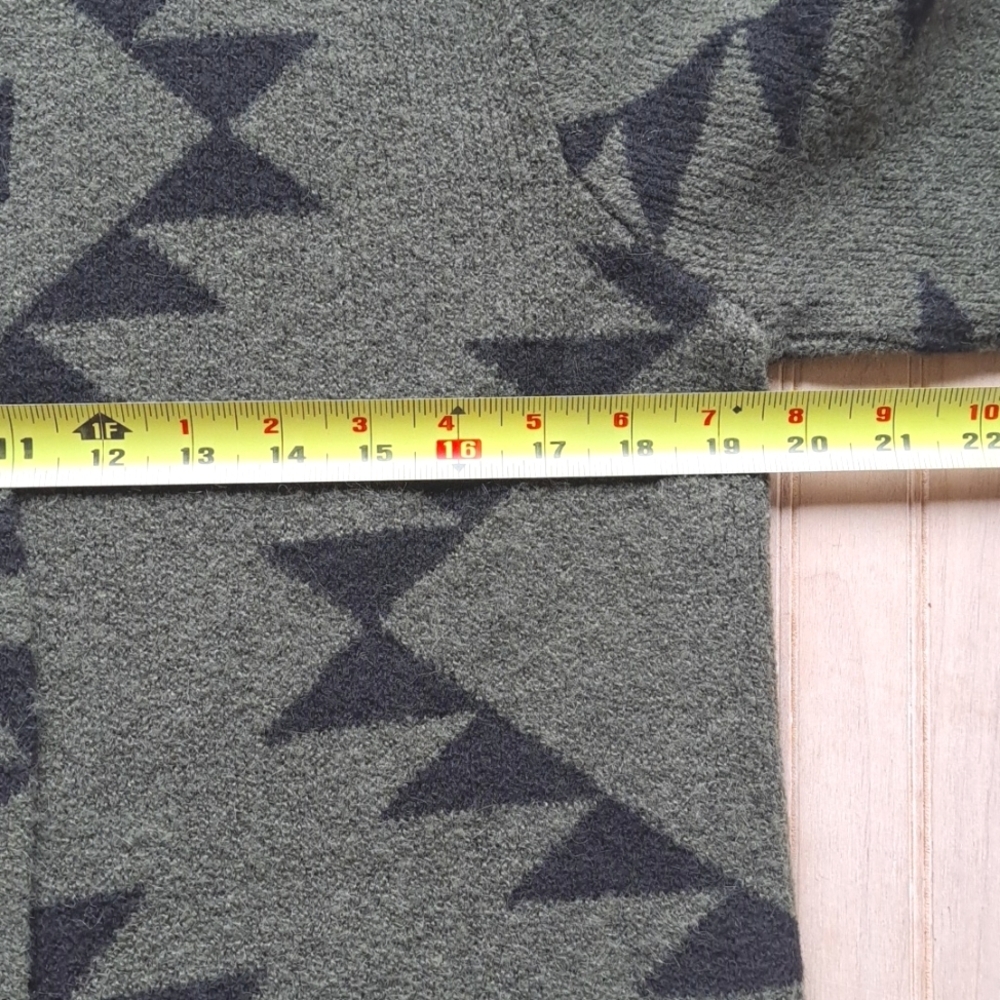 Frye Aztec Super Soft Oversized Comfy Pockets Western Print Cozy Long Cardigan - Picture 12 of 12